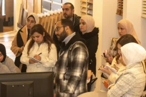 اخر الاخبار - اخر الاخبار,اخبارنا ورشة تكسية الجدران والسقوف أيوب استيتية مبادرة فكرة معمارية في معرض أيوب استيتية مواد تكسيات الجدران في التصميم الداخلي interior finishing workshop ayoub istatieh زيارة فريق مبادرة فكرة معمارية إلى معرض أيوب استيتية العالمية وحضور ورشة تكسية الجدران والسقوف للتعرف على مواد التشطيبات والبلاط والأسقف.