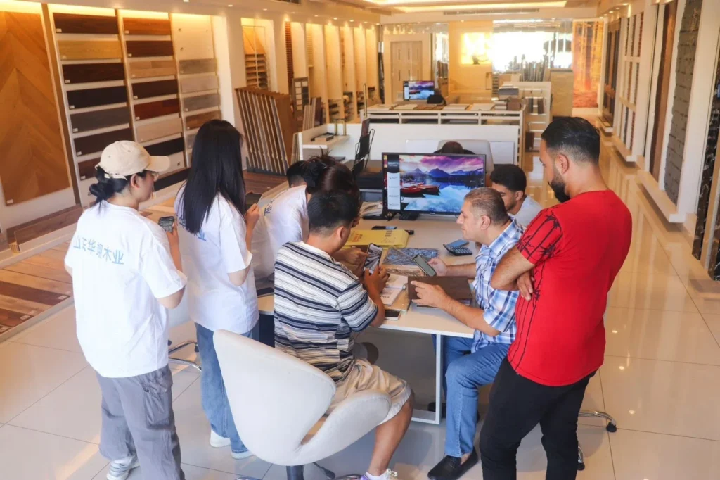 استقبال وفد صيني في مجموعة أيوب استيتية العالمية لتبادل الخبرات حول التصميم الداخلي والديكور وأحدث الاتجاهات العالمية. زيارة وفد صيني لشركة أيوب استيتية العالمية تبادل الخبرات في التصميم الداخلي لقاء وفد صيني مع أيوب استيتية العالمية Chinese Delegation Interior Design Visit