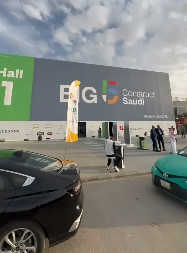 تلقت مجموعة أيوب استيتية العالمية دعوة رسمية من شركة جودة الصناعة لحضور معرض The Big 5 السعودية 2025 لتبادل الخبرات في البناء والتصميم الداخلي. دعوة أيوب استيتية لمعرض Big 5 السعودية مجموعة أيوب استيتية في معرض The Big 5 معرض Big 5 السعودية البناء والتصميم Big 5 Saudi Arabia Exhibition