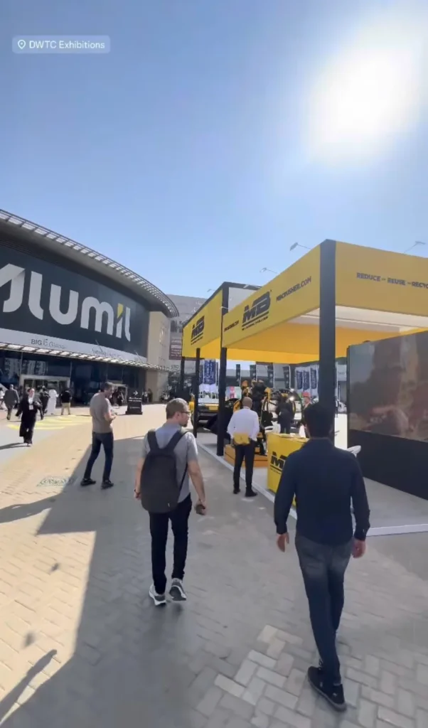 تلقت مجموعة أيوب استيتية العالمية دعوة رسمية للمشاركة في معرض The Big 5 دبي أحد أكبر معارض البناء والتصميم الداخلي في الشرق الأوسط. معرض Big 5 دبي التصميم الداخلي مشاركة أيوب استيتية في معرض Big 5 معرض البناء والتصميم الداخلي دبي Big 5 Dubai Interior Design Exhibition