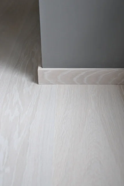 Skirtings