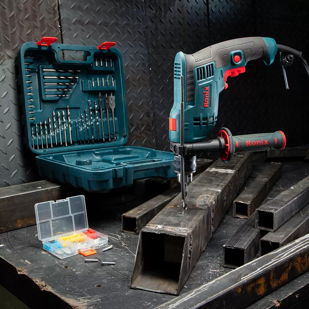 أدوات ronix الأردن – استخدام مثقاب كهربائي احترافي في موقع عمل