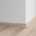 Decorative set-on skirtings for LVT - Antik Oak GREY