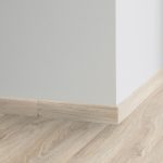 Decorative set-on skirtings for LVT - English Oak GREGE