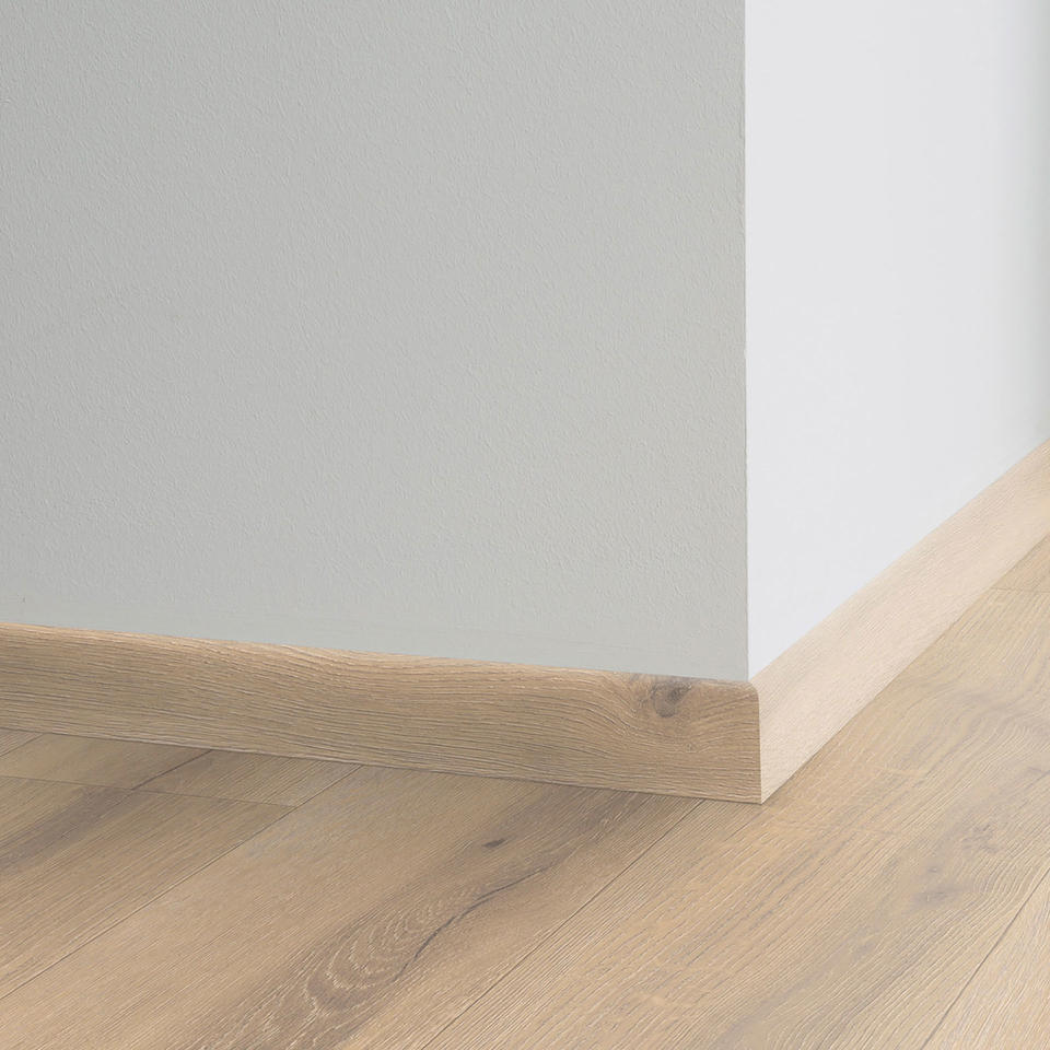 Th_Lvt_Skirting_Forest_Oak_Nutmeg.jpg decorative set-on skirtings for lvt - forest oak nutmeg - الصورة 1