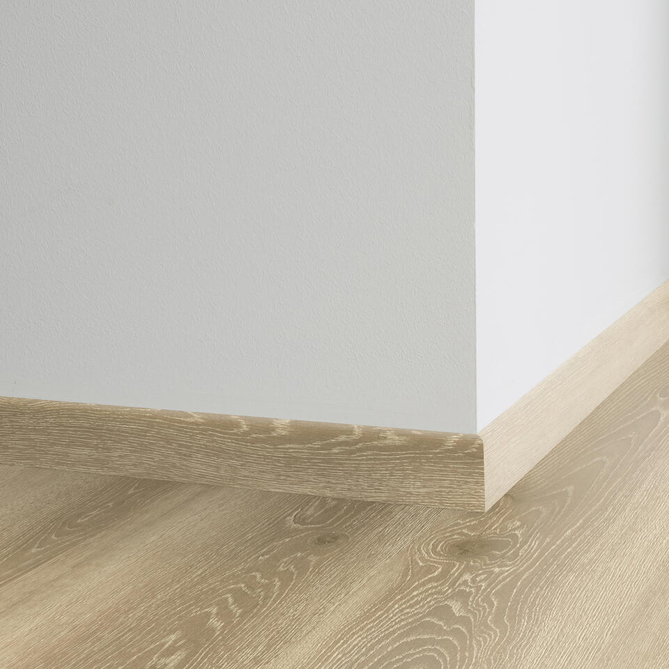 Th_Lvt_Skirting_Limousin_Natural.jpg #! Trpst#trp-gettext data-trpgettextoriginal=6384#! Trpen#decorative set-on skirtings for lvt - limousin oak natural - image 1#! Trpst#/trp-gettext#! Trpen#