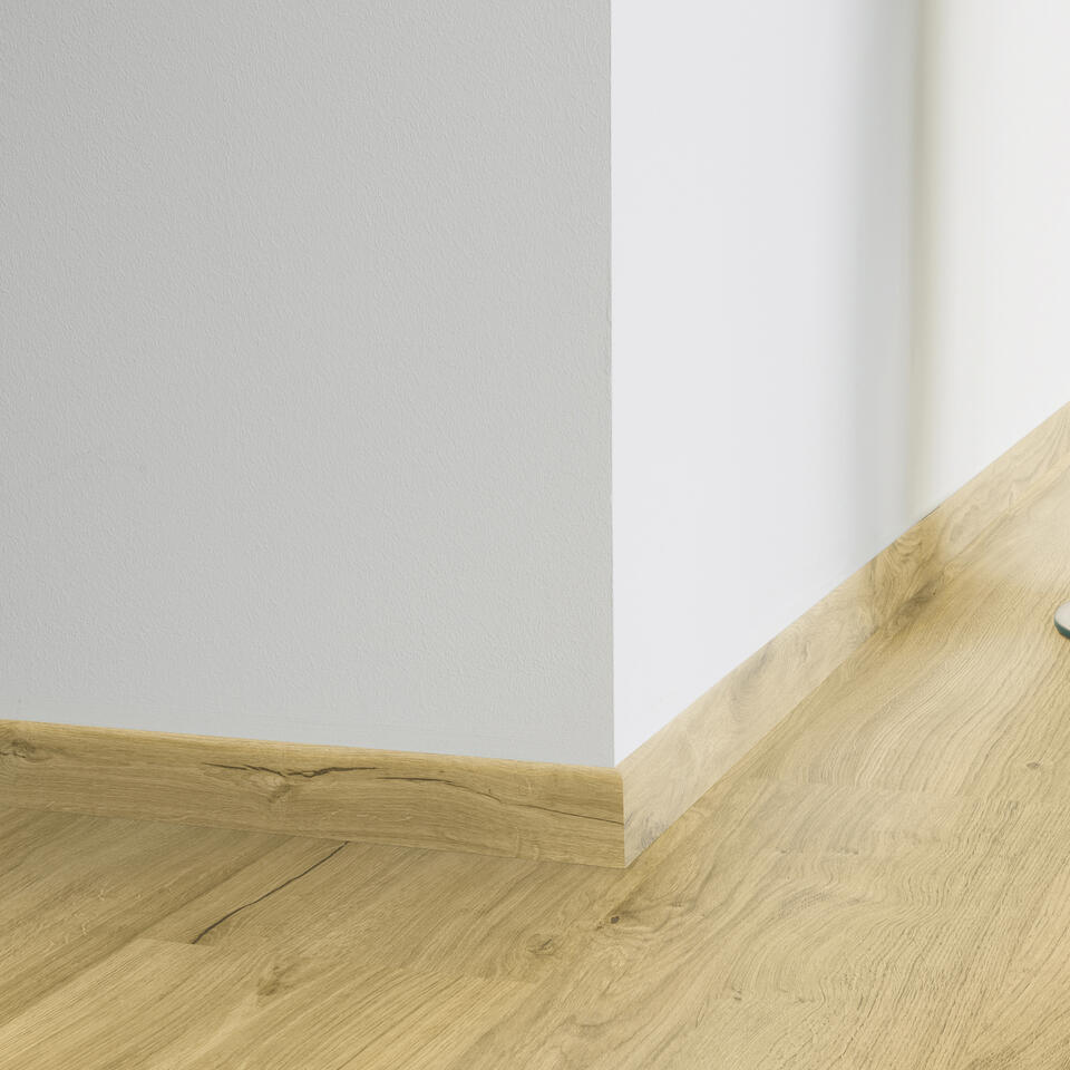 Th_Lvt_Skirting_Nomad_Oak_Toast.jpg #! Trpst#trp-gettext data-trpgettextoriginal=6384#! Trpen#decorative set-on skirtings for lvt - nomad oak toast - image 1#! Trpst#/trp-gettext#! Trpen#