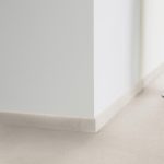 Decorative set-on skirtings for LVT - Polished Concrete CHALK