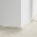 Decorative set-on skirtings for LVT - Tivoli Stone CHALK