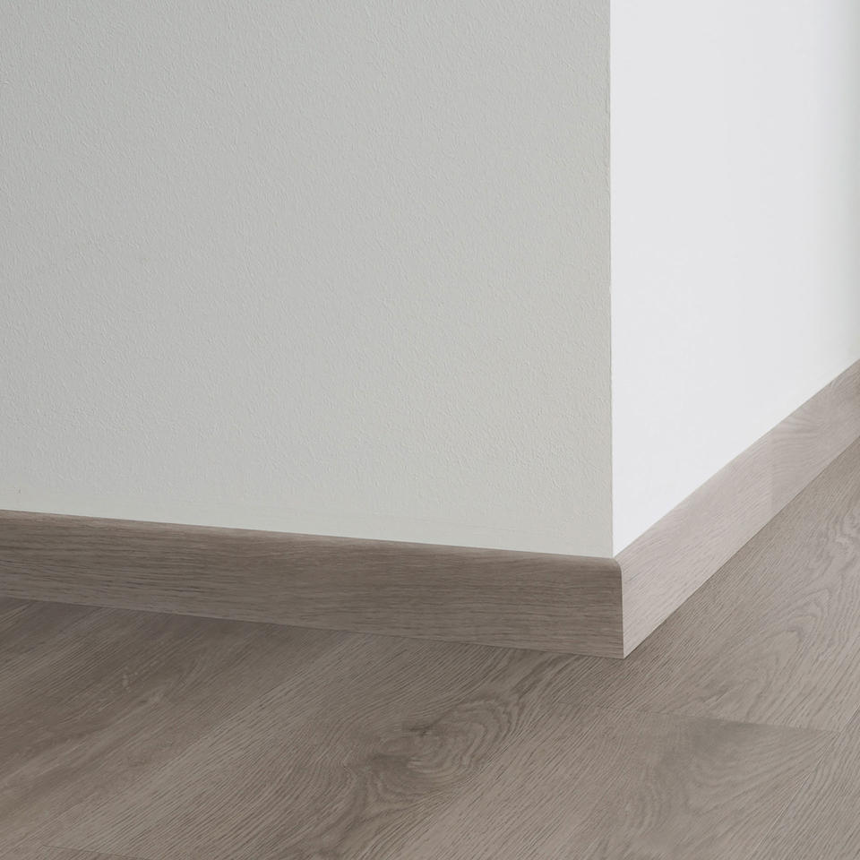 Th_Lvt_Skirting_Vermont_Oak_Medium_Grey.jpg decorative set-on skirtings for lvt - vermont oak medium grey - الصورة 1