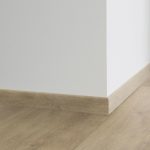 Decorative set-on skirtings for LVT - Weathered Oak NATURAL